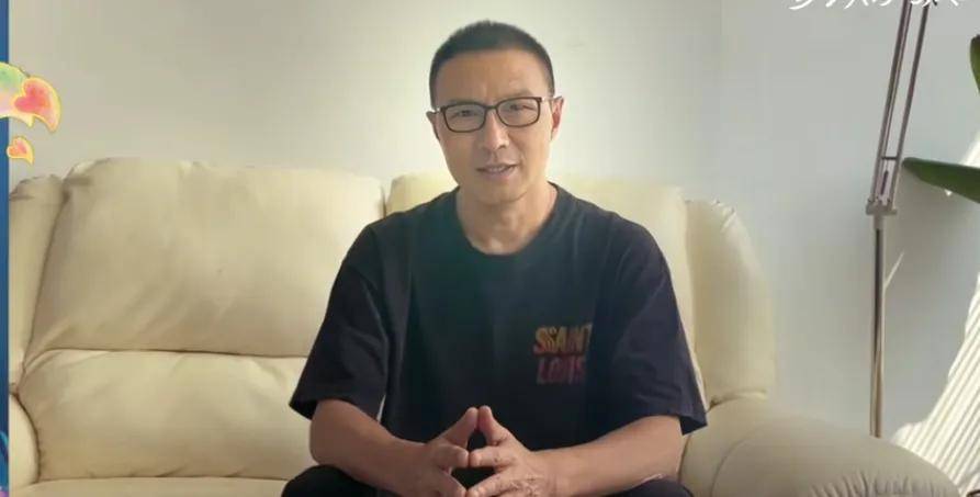 浑身充满男性魅力 女人主动为他生孩子j9国际汪峰渣吗？ 女人喜欢 男人嫉妒(图6)